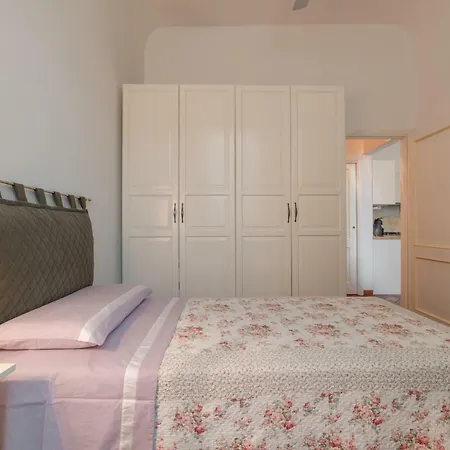 Апартаменты Le Rose Di Leonardo - Antica Dimora Флоренция