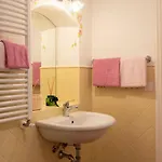 Le Rose Di Leonardo - Antica Dimora Daire *